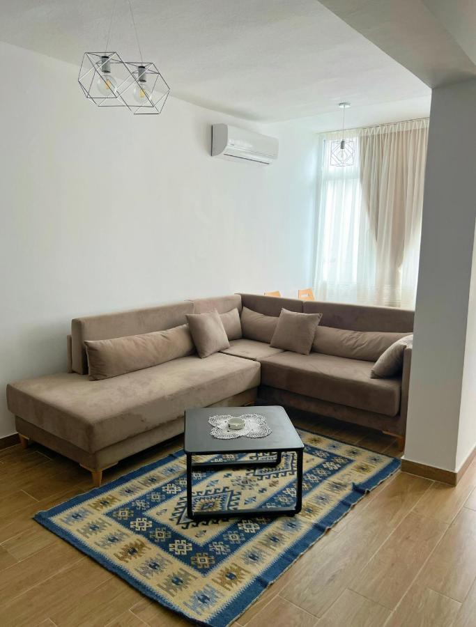 Central City Apartment Tirana Eksteriør billede
