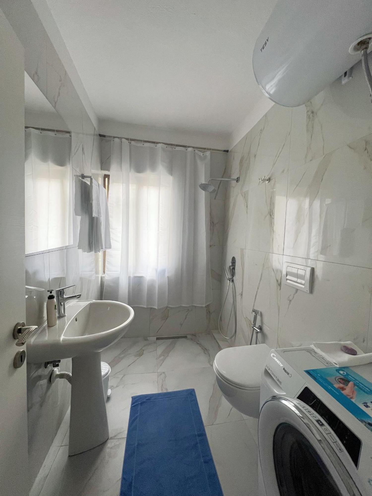Central City Apartment Tirana Eksteriør billede
